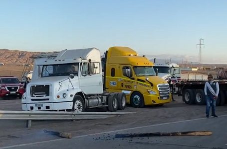 Camioneros bloquearon rutas en comunas del norte en protesta por asesinato de colega en Antofagasta